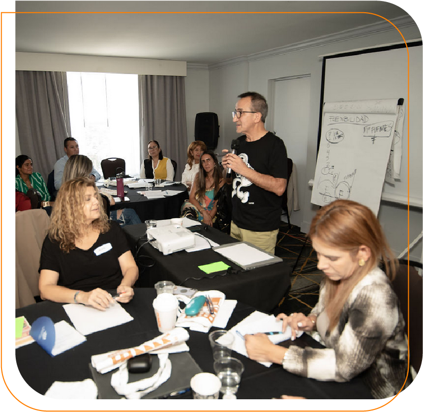 Ciclo vivencial de aprendizaje creativo evento 'Del perfil al Negocio: Cusro de Inmersión en Bienes Raíces' en Español Orlando Florida"